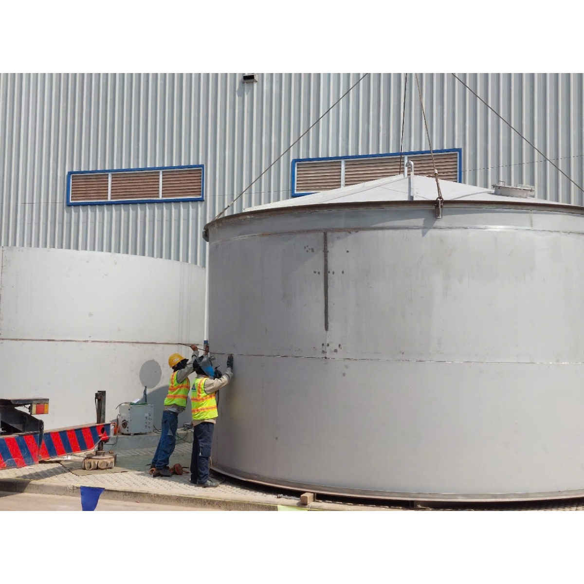 LẮP ĐẶT BỒN CHỨA NƯỚC TẠI MỸ PHƯỚC BẾN CÁT 