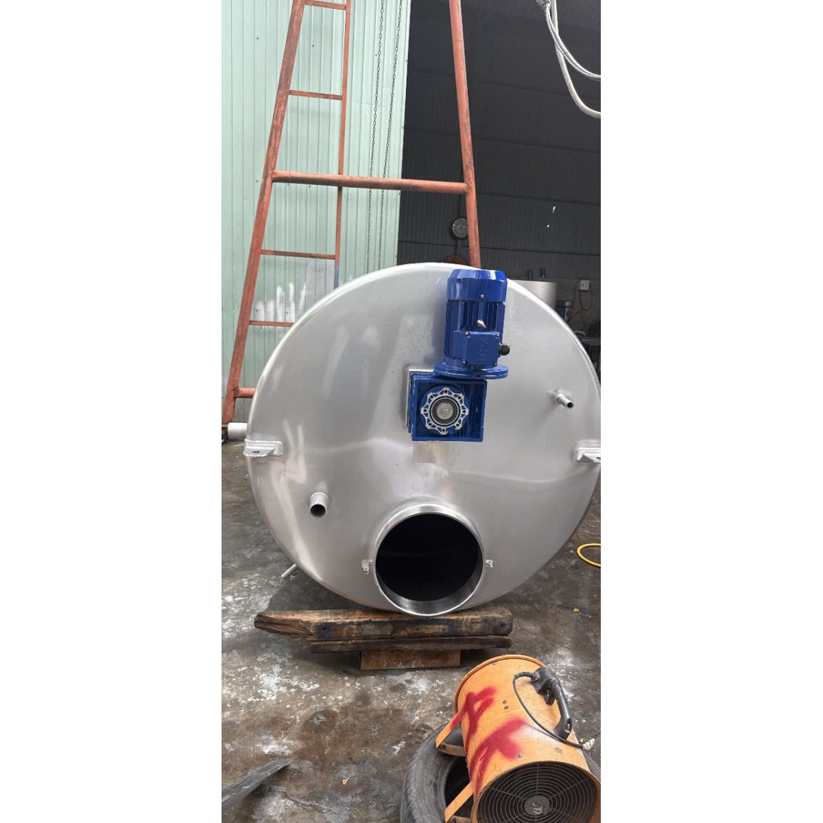 BỒN KHUẤY NHÀ MÁY SỐT GÀ BÌNH PHƯỚC