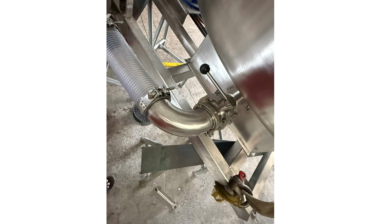 LẮP ĐẶT BỒN INOX THỰC PHẨM KCN VISIP