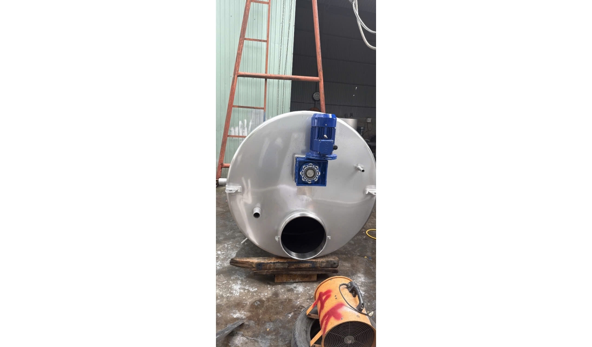 BỒN KHUẤY NHÀ MÁY SỐT GÀ BÌNH PHƯỚC