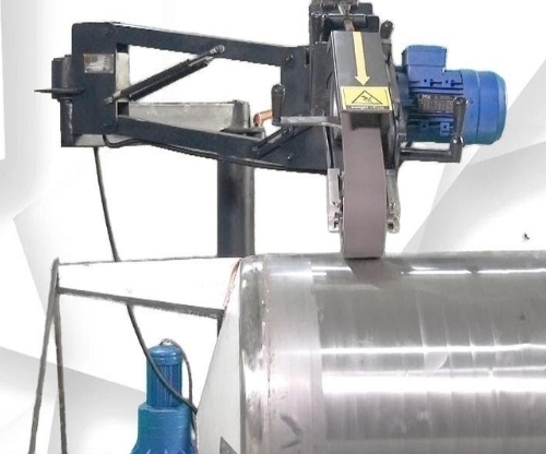 Đánh bóng bồn inox